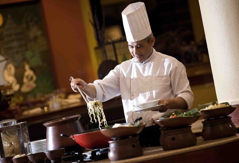 Отель Santika Premiere Jogja