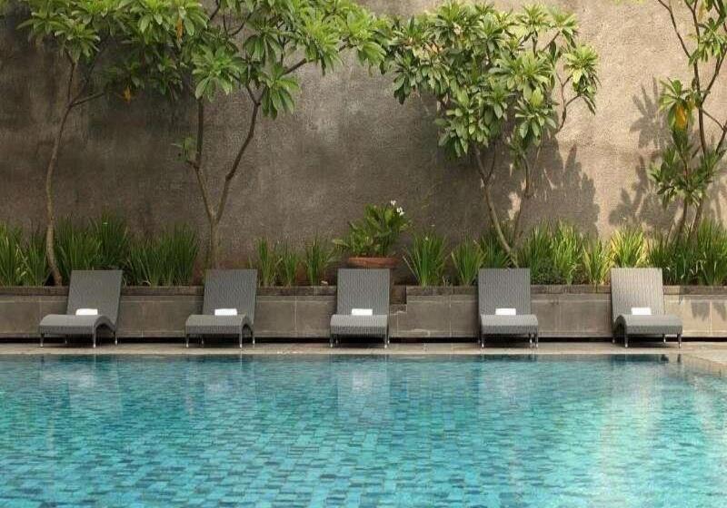 فندق Santika Premiere Semarang