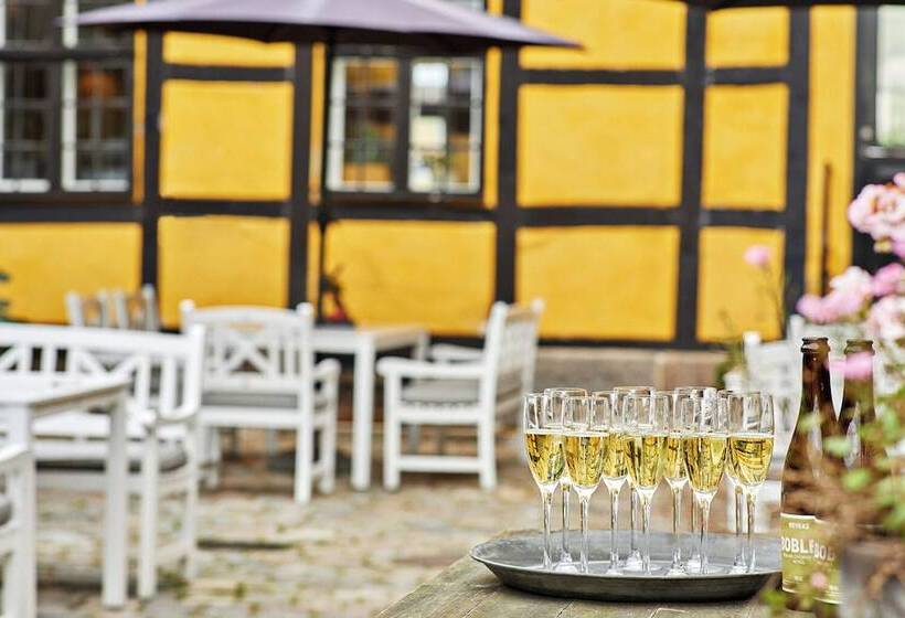 Отель Saxkjøbing