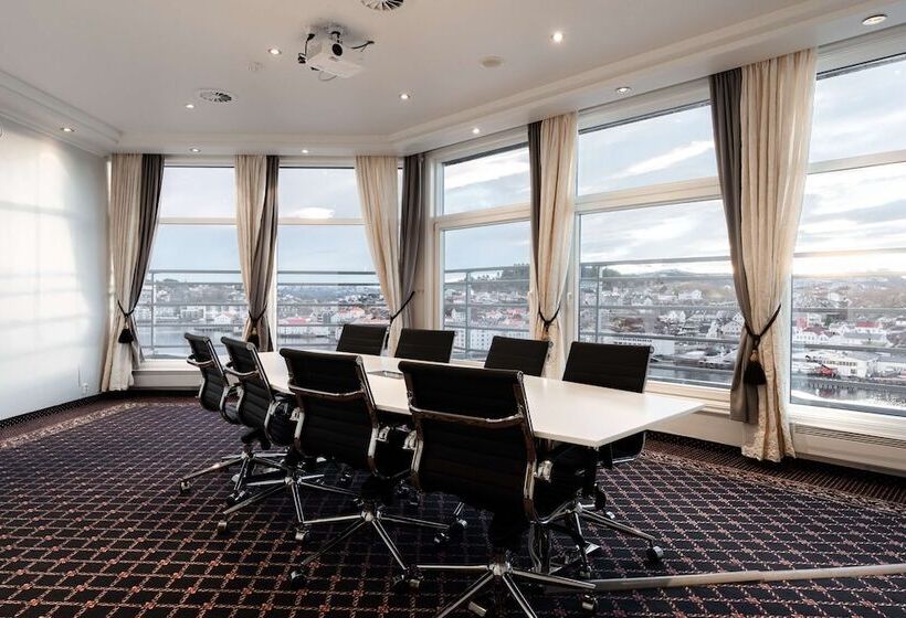 酒店 Scandic Kristiansund