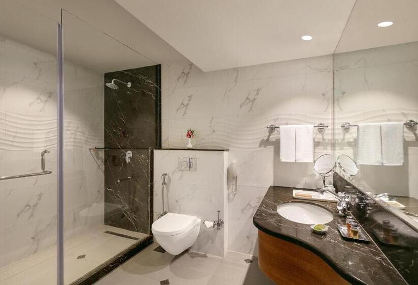 בית מלון כפרי Shervani Hilltop Resort