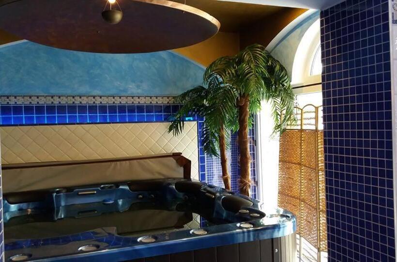 בית מלון כפרי Siesta Club Apartman Harkány