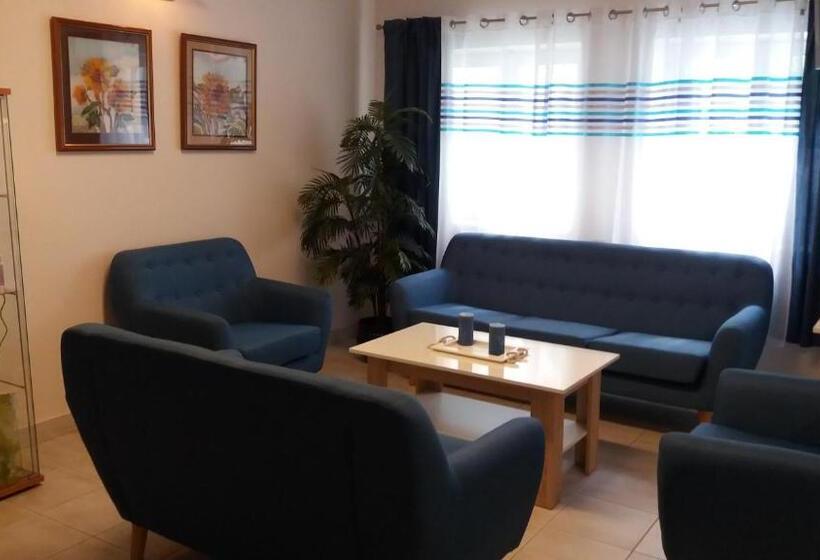 בית מלון כפרי Siesta Club Apartman Harkány