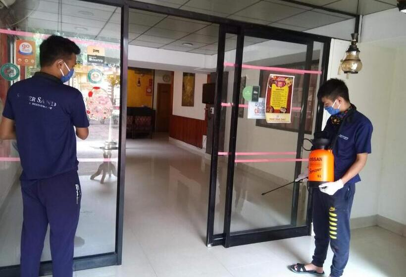 בית מלון כפרי Silver Sand