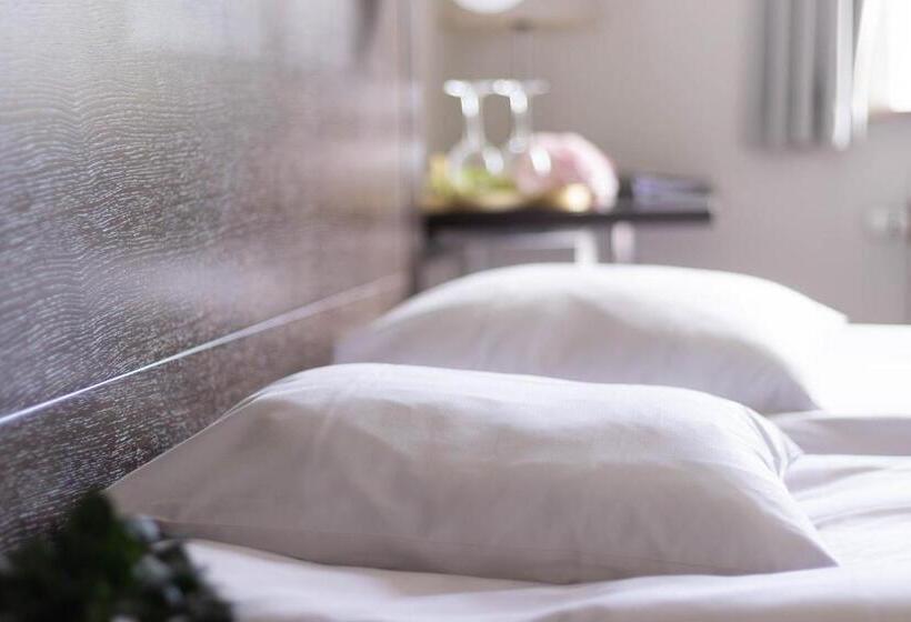 בית מלון כפרי Sørup Herregaard