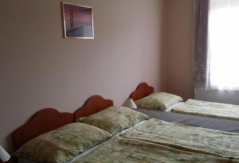 فندق Stop Panzio