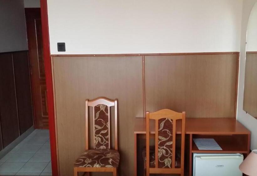 فندق Stop Panzio