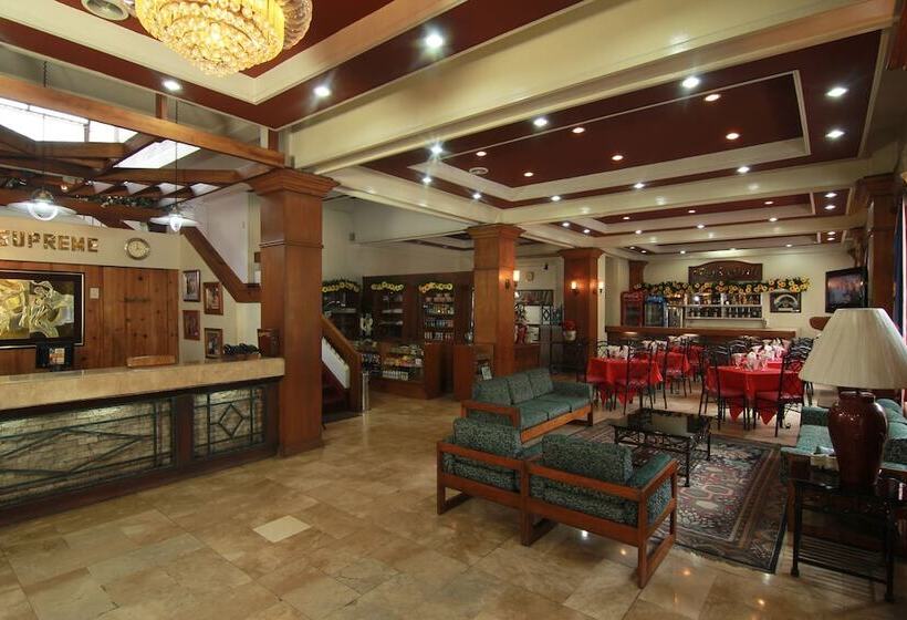 בית מלון כפרי Supreme