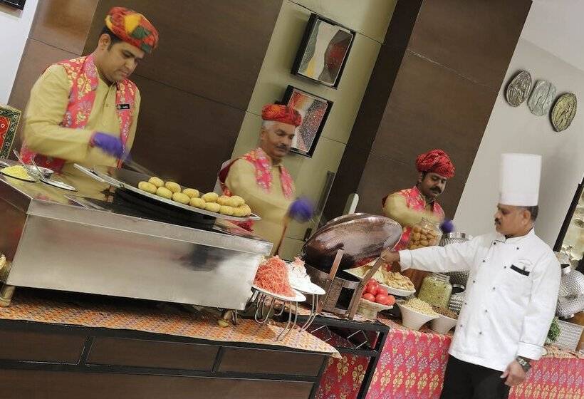 فندق Grand Mercure Vadodara Surya Palace