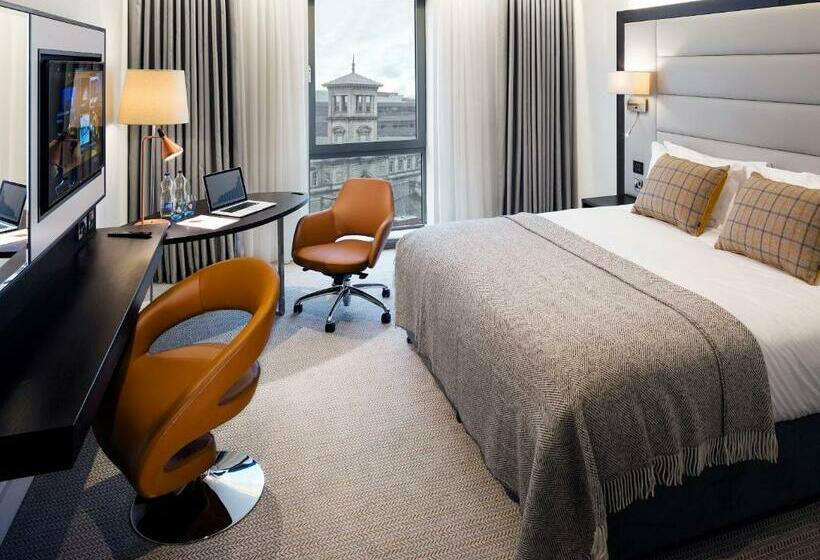 هتل The Address Connolly