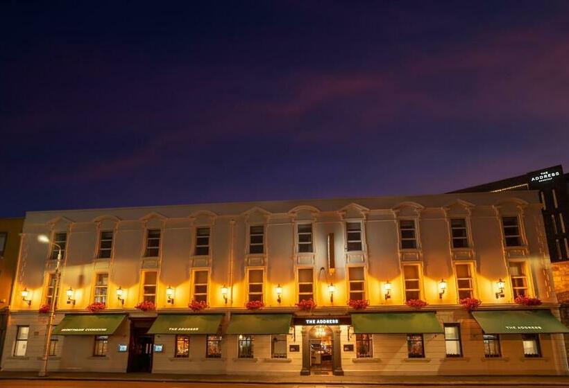 هتل The Address Connolly