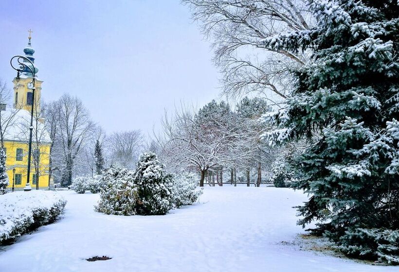 בית מלון כפרי Verdi Budapest Aquincum