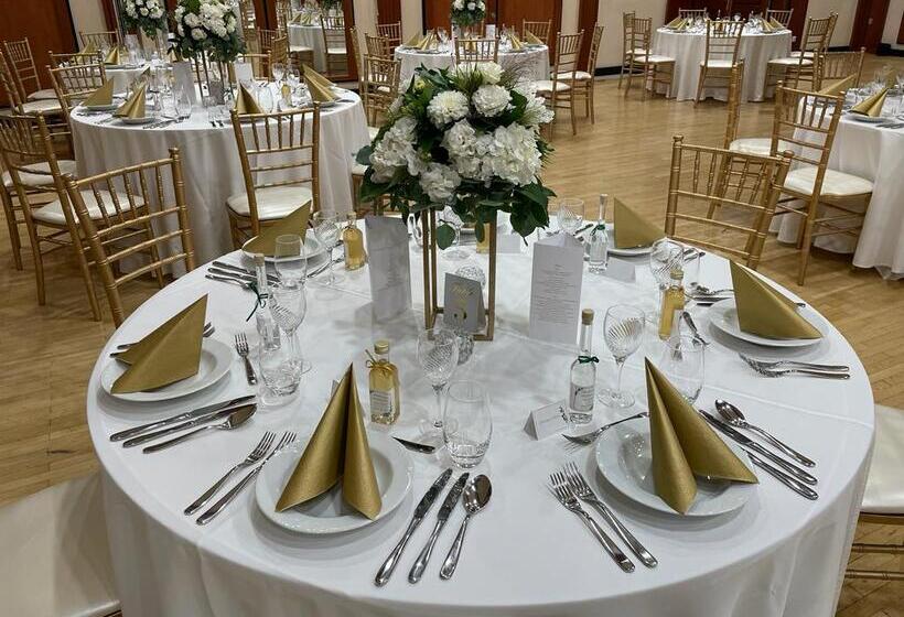 ホテル Verdi Budapest Aquincum