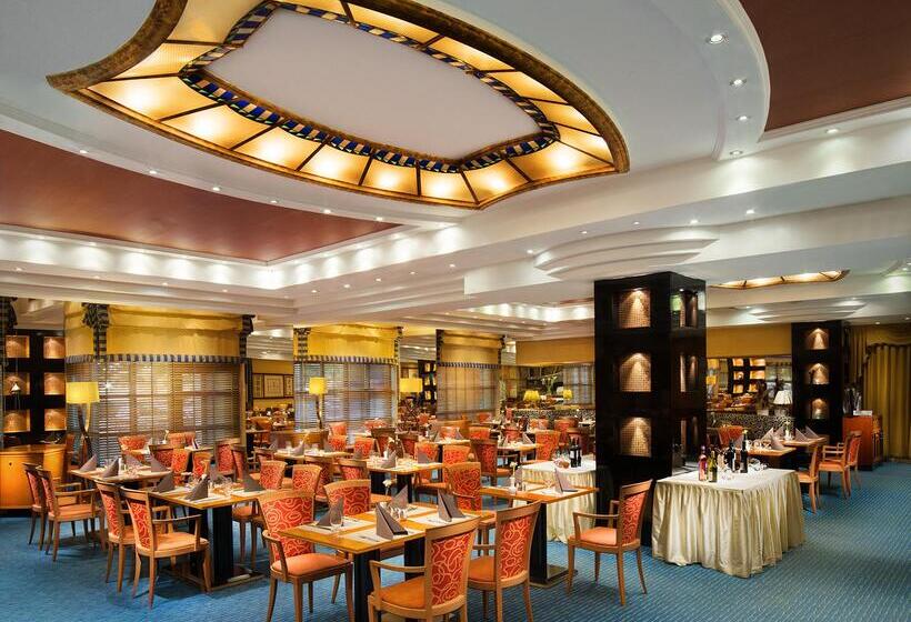 ホテル Verdi Budapest Aquincum