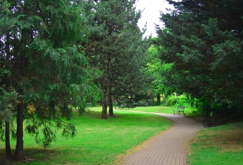 ホテル Verdi Budapest Aquincum