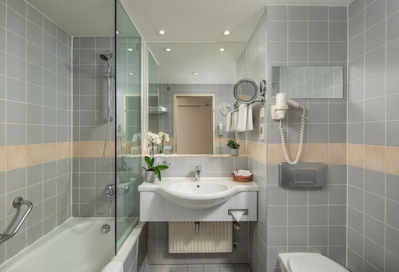 ホテル Verdi Budapest Aquincum