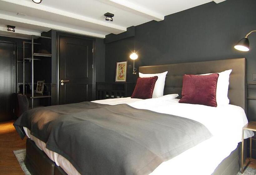 فندق The Bolster