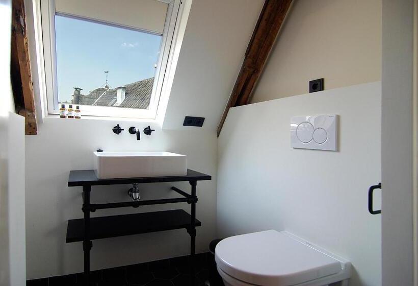 فندق The Bolster