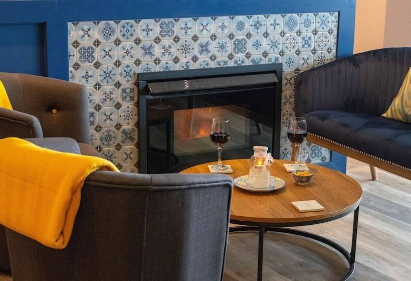 호텔 Rooms At The Marine