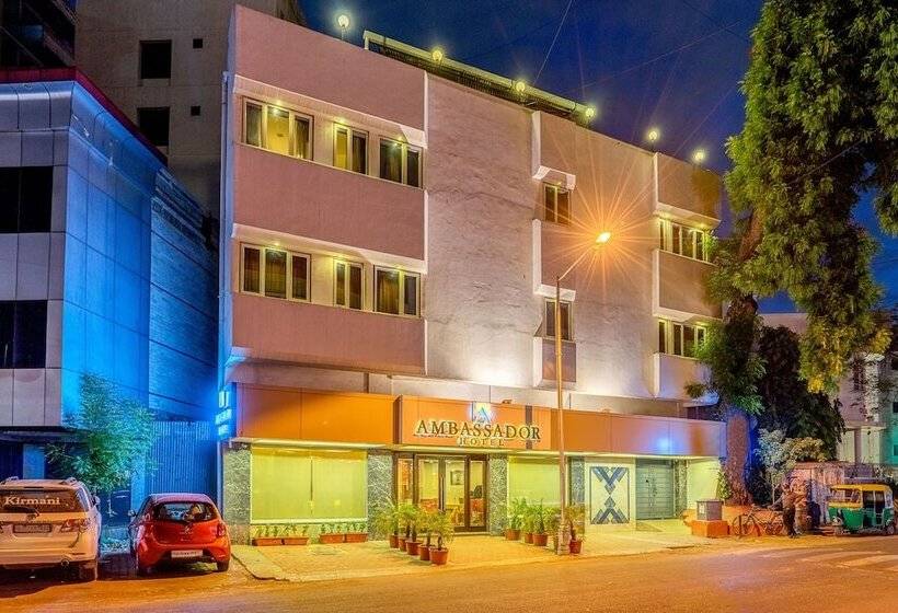 Отель Treebo Ambassador