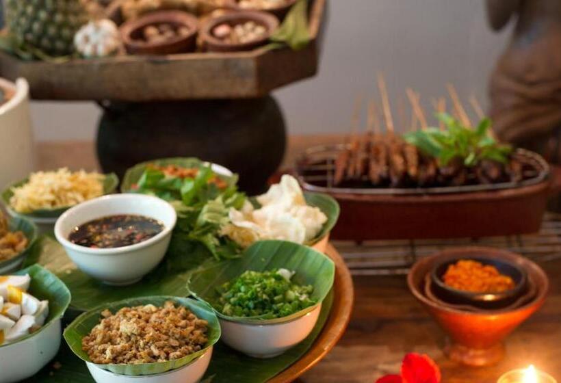 Отель Tugu Malang   Chse Certified