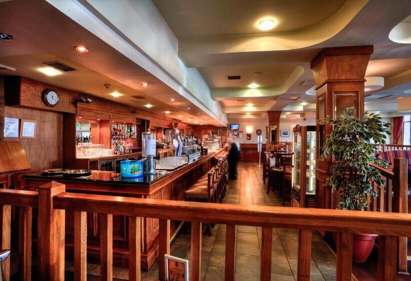 בית מלון כפרי West County