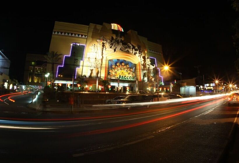 استراحتگاه Century