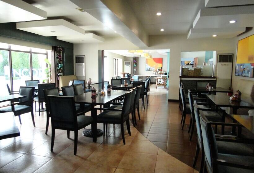 استراحتگاه Century