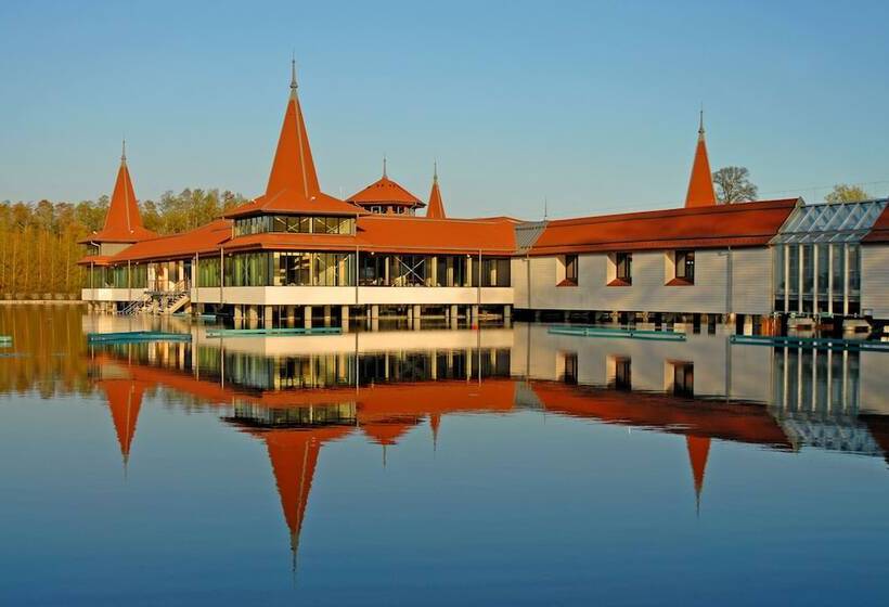 渡假胜地  Ensana Thermal Heviz