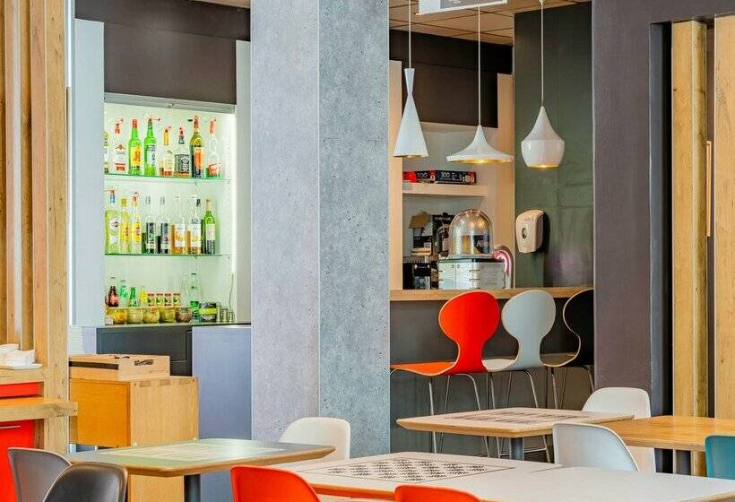 B&B HOTEL Arras Centre Les Places