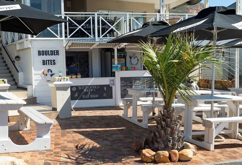 Boulders Beach Hotel, Cafe And Curio