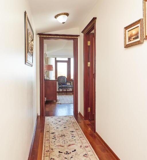 Alzer Hotel Special Class