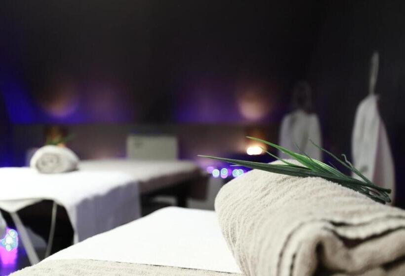 هتل Antares & Spa