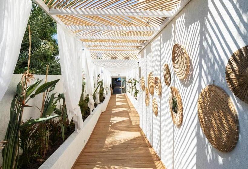 בית מלון כפרי Babana