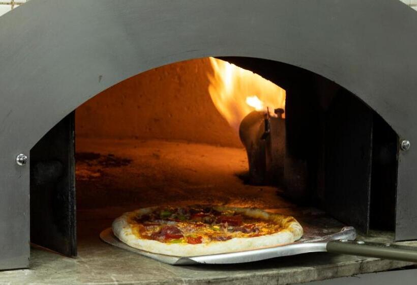 בית מלון כפרי Babana