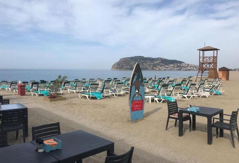 Big Blue Sky Hotel   All Inclusive