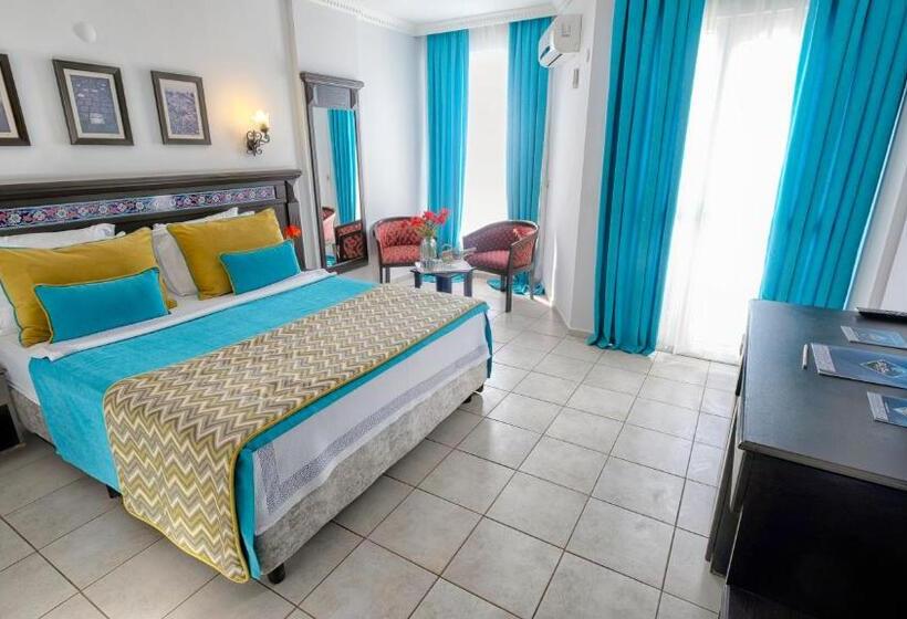 Big Blue Sky Hotel   All Inclusive