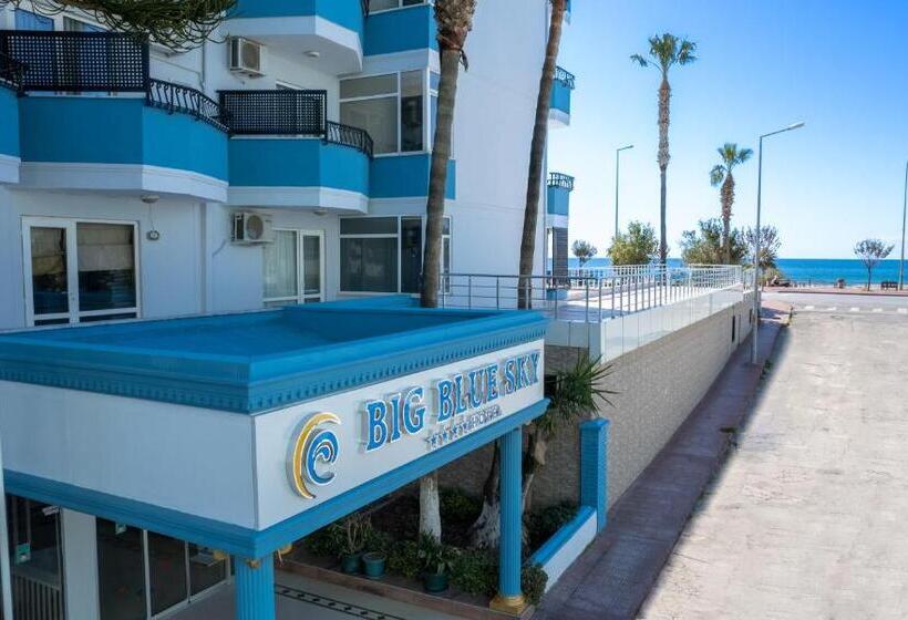 Big Blue Sky Hotel   All Inclusive