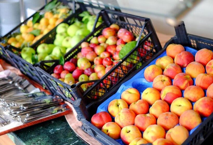 Big Blue Sky Hotel   All Inclusive