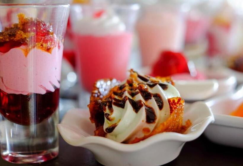 Big Blue Sky Hotel   All Inclusive