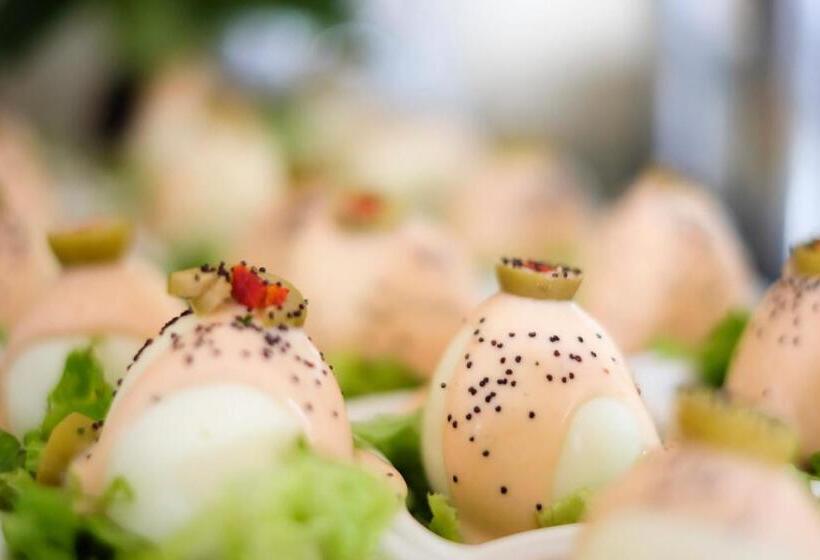 Big Blue Sky Hotel   All Inclusive