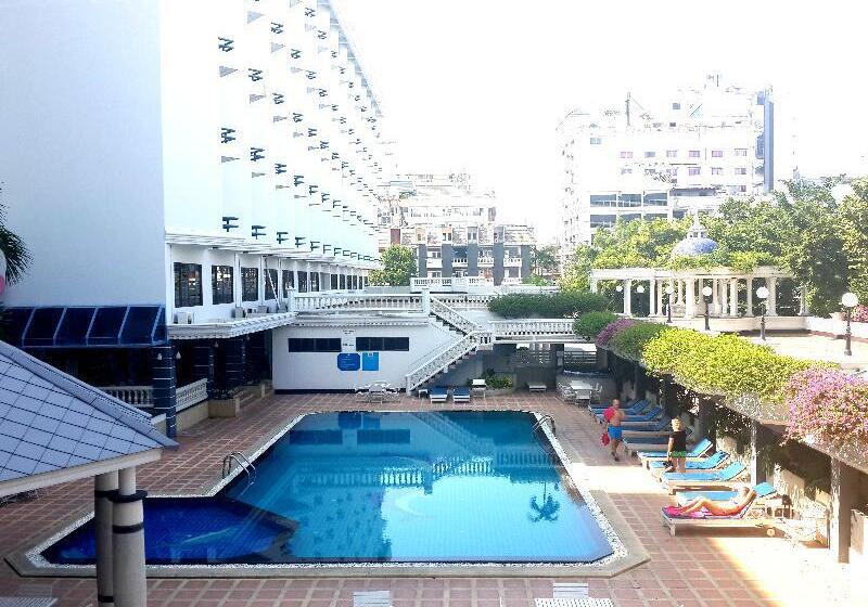 هتل Caesar Palace