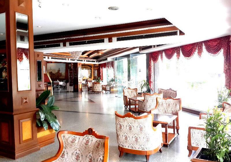 هتل Caesar Palace