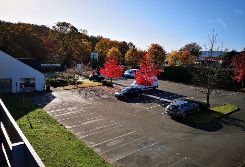 בית מלון כפרי Campanile Angers Ouest   Beaucouzé