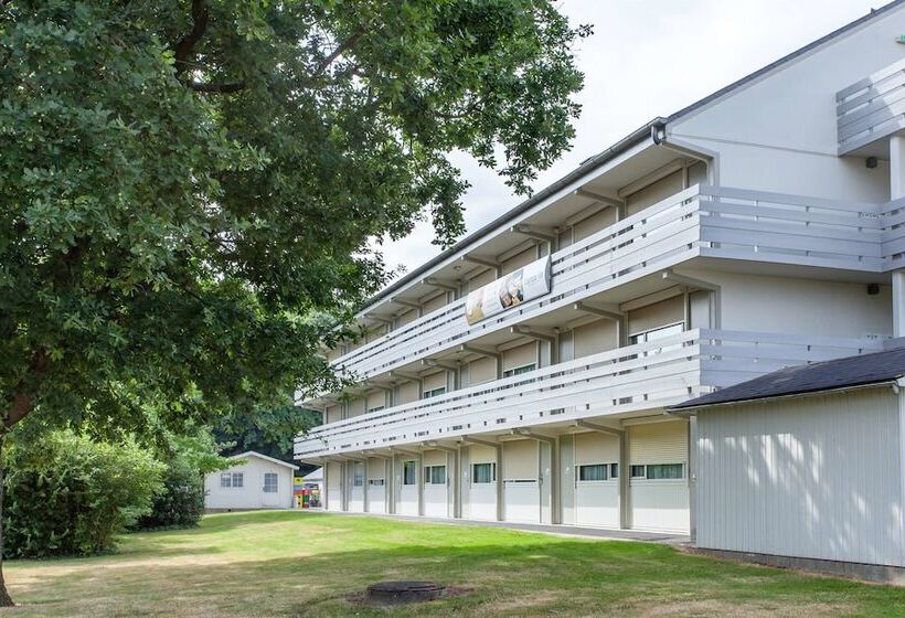 בית מלון כפרי Campanile Angers Ouest   Beaucouzé