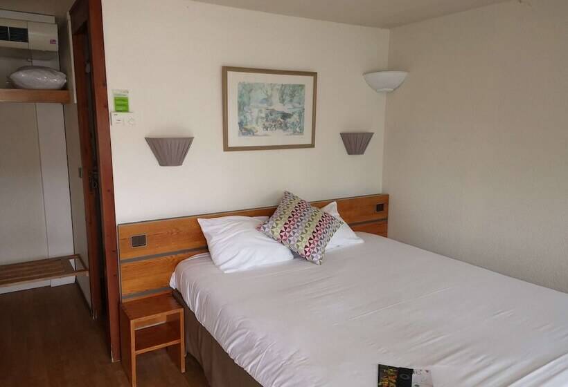 בית מלון כפרי Campanile Angers Ouest   Beaucouzé