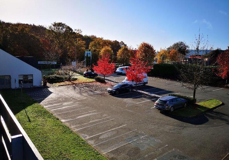 בית מלון כפרי Campanile Angers Ouest   Beaucouzé