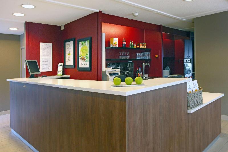 בית מלון כפרי Campanile Angers Ouest   Beaucouzé