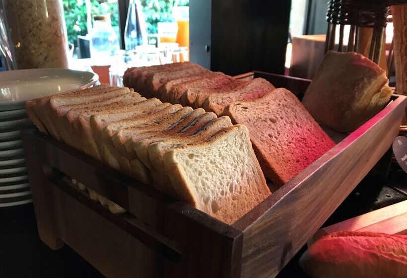 호텔 Campanile Cahors