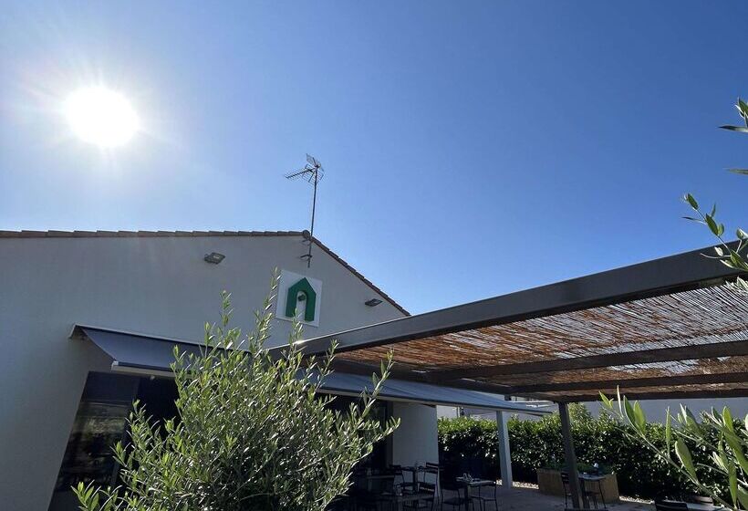 호텔 Campanile Cahors